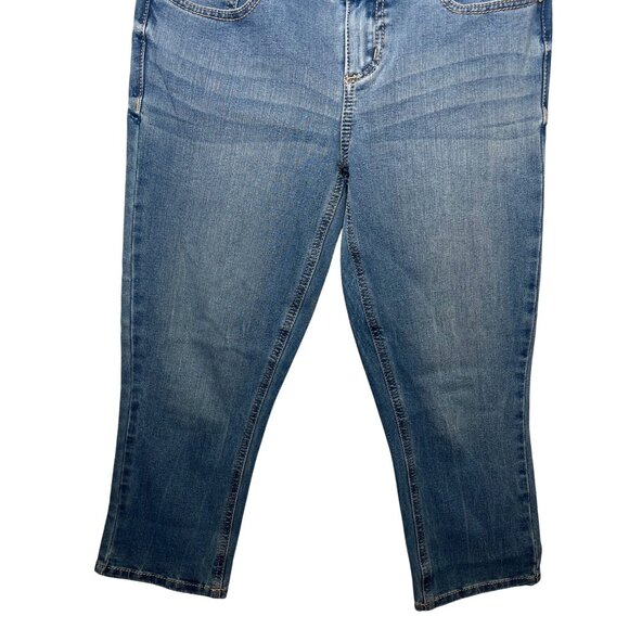 Seven7 Womens Mid-Rise Skinny Fit Denim Capri Jeans Medium Wash Size 4 - Picture 16 of 16